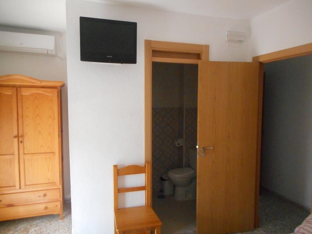 Hostal Paco Pepe Conil De La Frontera Phòng bức ảnh