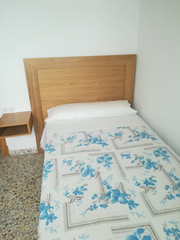 Hostal Paco Pepe Conil De La Frontera Ngoại thất bức ảnh